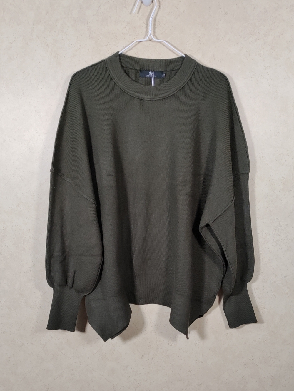 J162 Lillusory Olive Green Crewneck Puffy Sleeve Sweater XL NWT